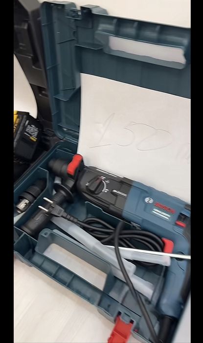 Перфоратор на BOSCH