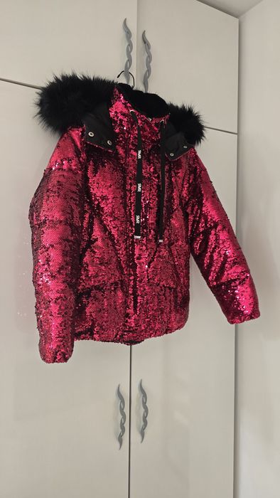 Дамско зимно яке с пайети