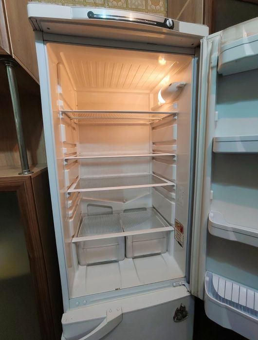 Продается холодильник