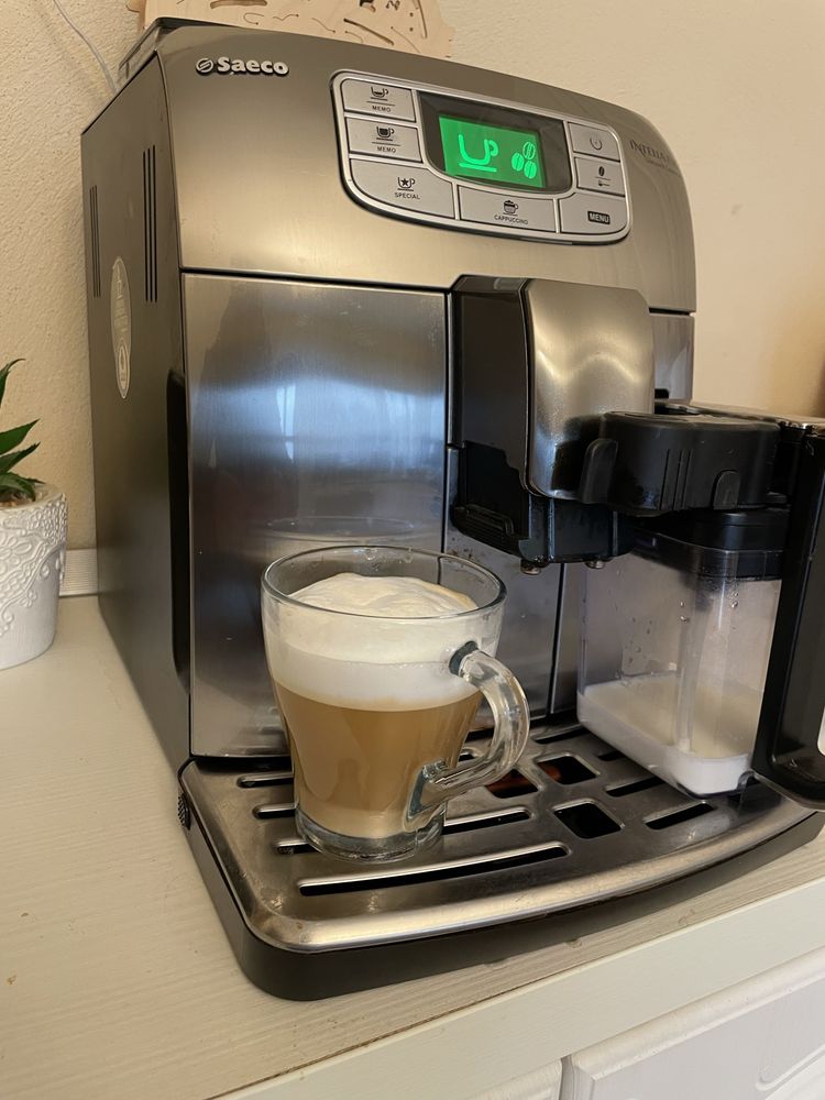Espressor automat Philips Intelia one touch Cappuccino
