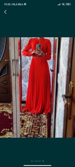 Rangi sochniy, hozirgi fasondagi boutique dan olingan qimmat kuylak