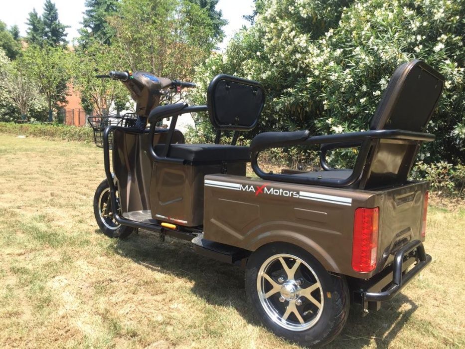 Двуместна електрическа карго триколка MAX MOTORS 1500W BROWN