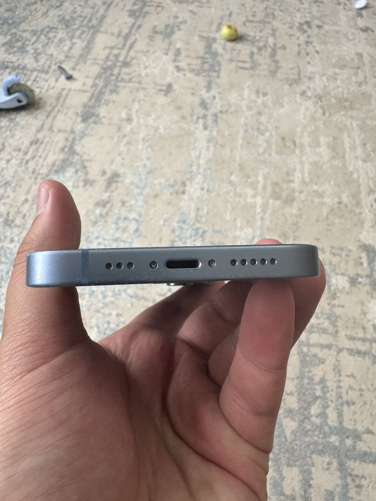 Продам iPhone 14 128гб