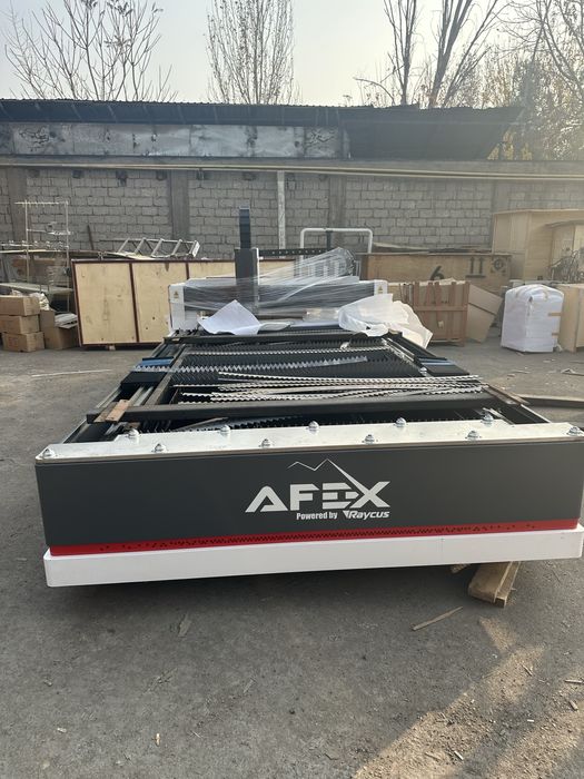 Лазерный станок для резки металла