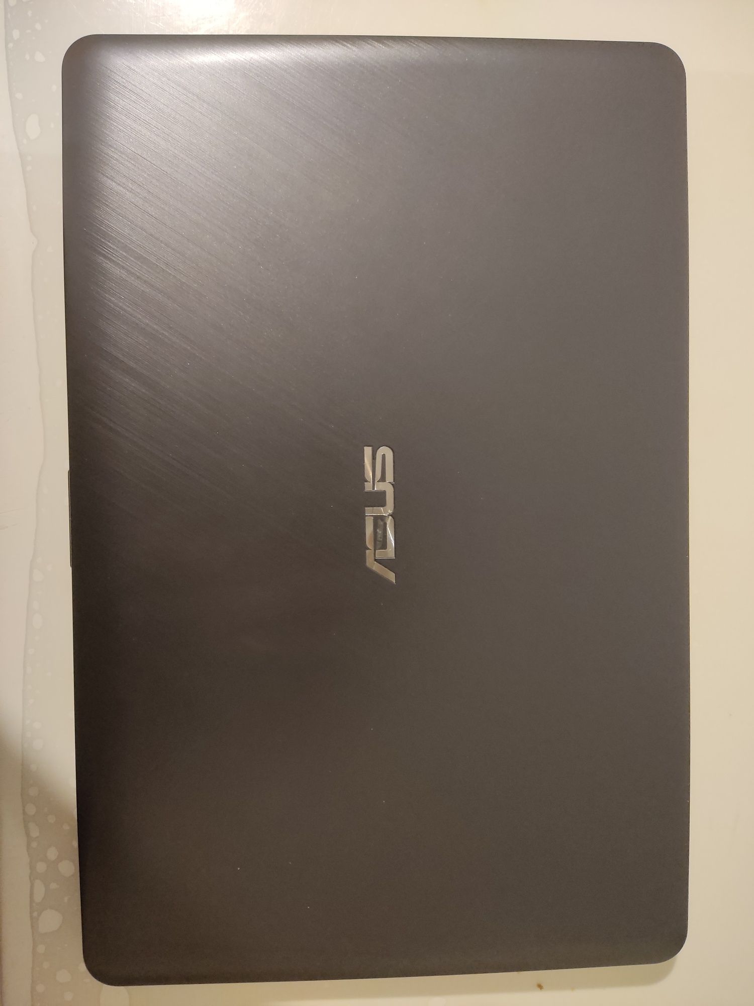 Продам ноутбук Asus