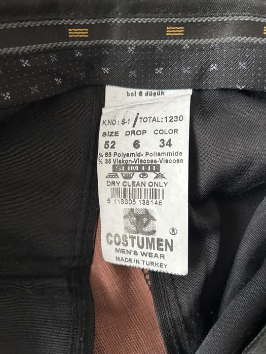 Costum visiniu de ocazie