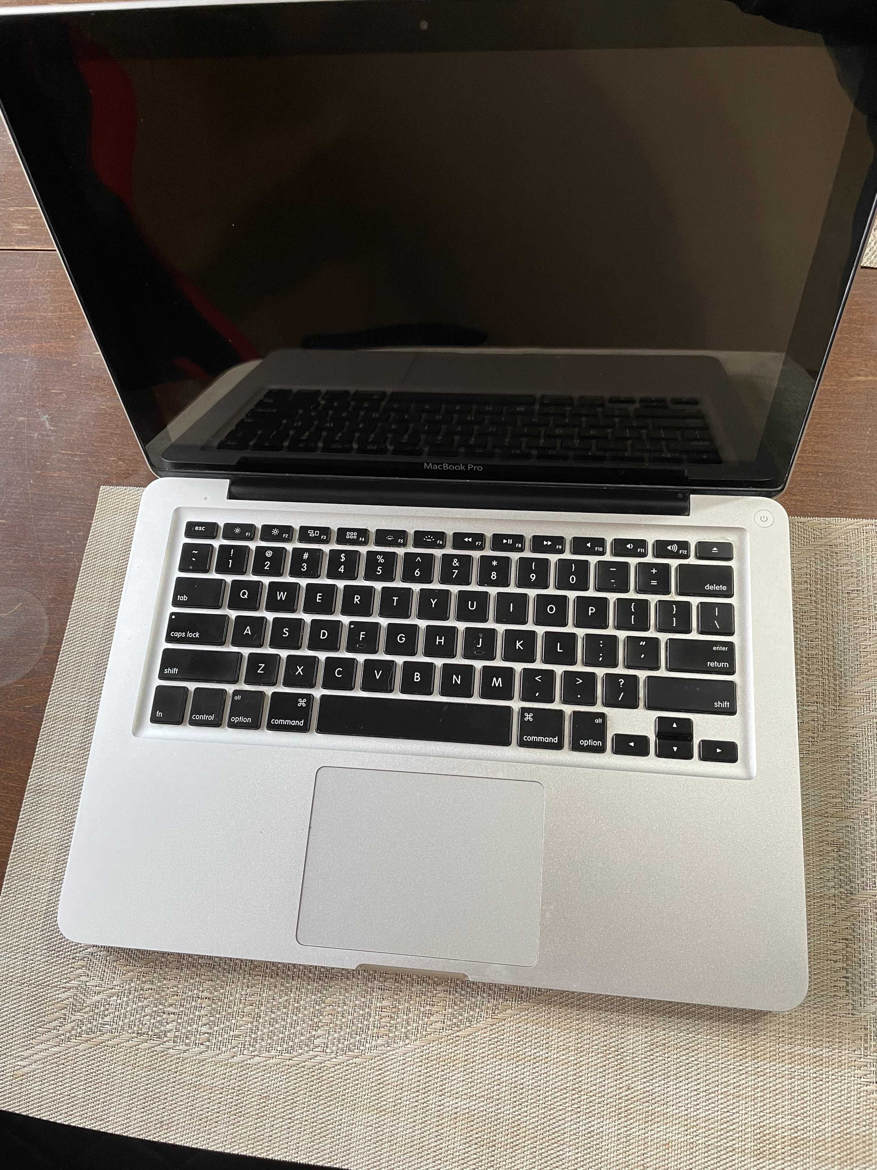 Macbook Pro 13  -  2012г. / 8GB RAM / i5 / 500 SSD