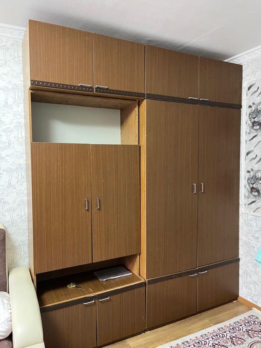 Стенка шкаф для дома