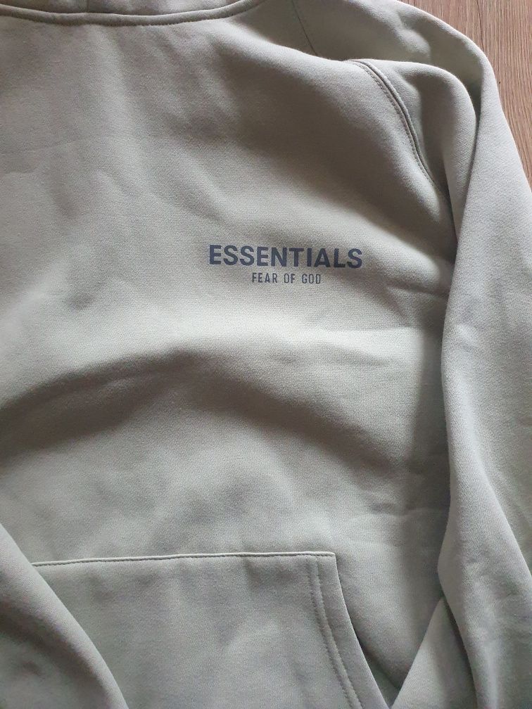 Essentials Fear of God суичър