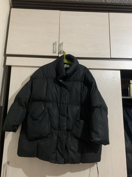 Продам зимнию куртку.