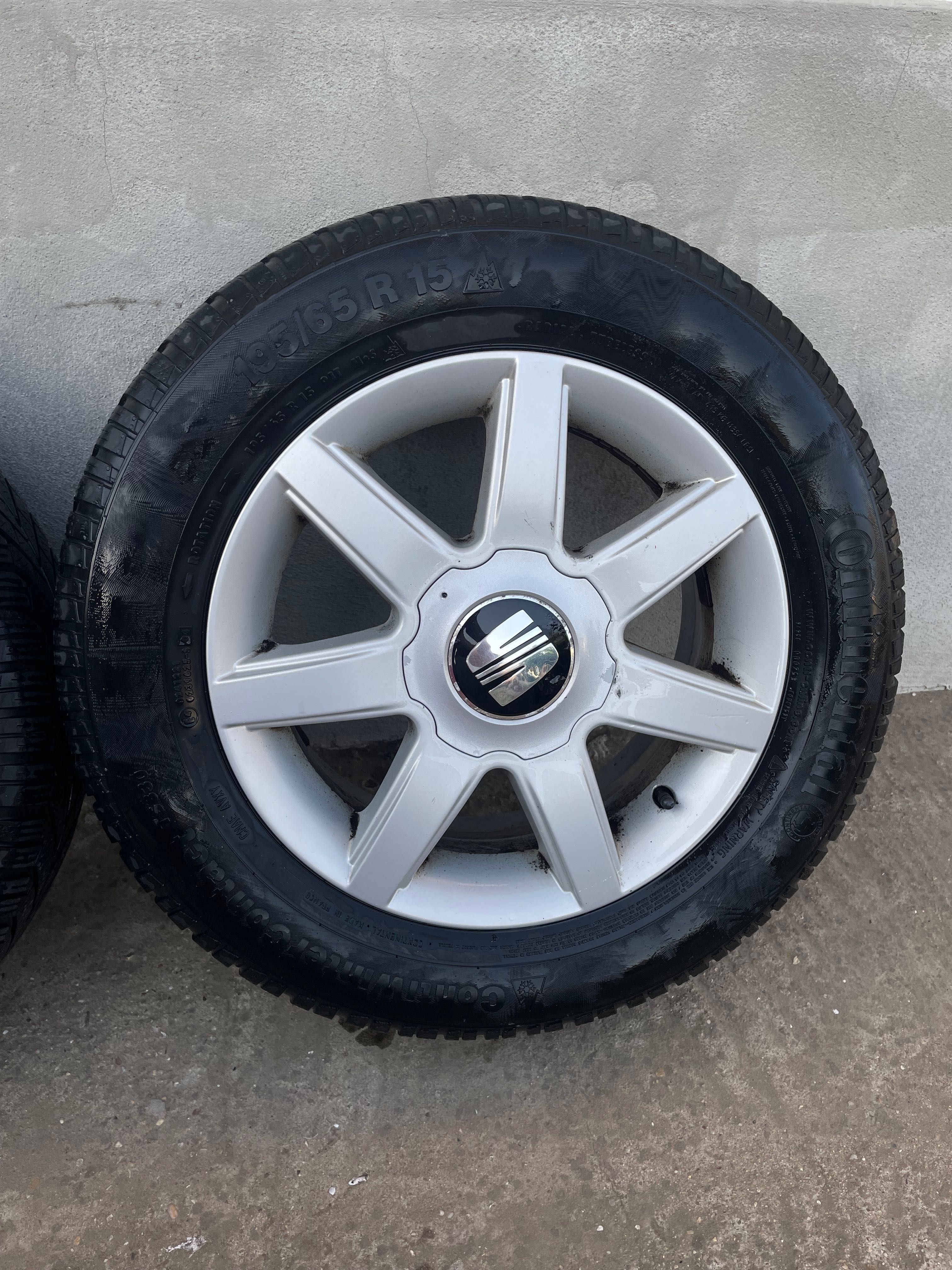 2 бр Джанти със зимни гуми 195/65R15 5/100 Стават за Сеат Леон,Голф4