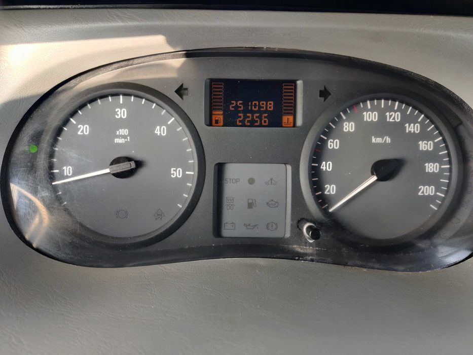Opel Vivaro Long 2009 2.0CDTi Euro4