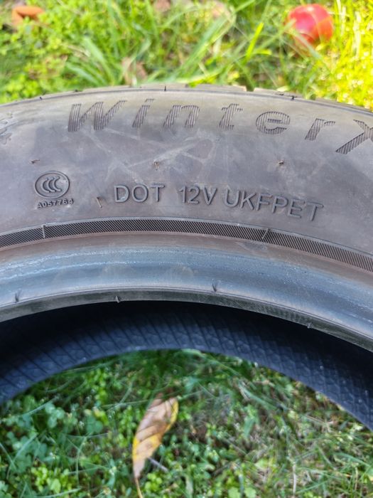 Cauciucuri iarnă 215/60 R17 noi