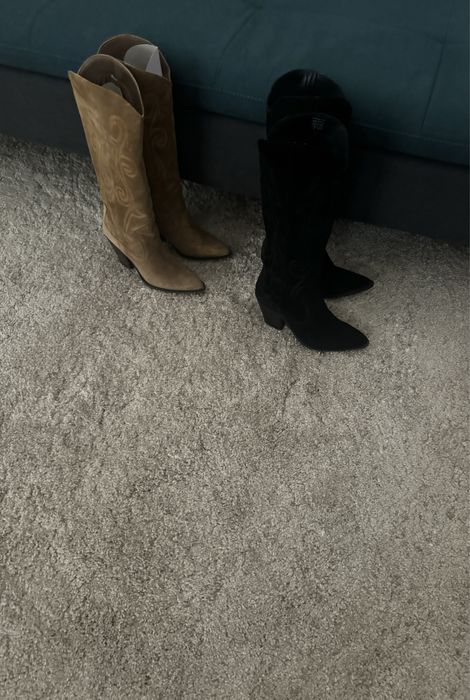 Cizme / Ciocate negre piele intoartsa naturală Mango