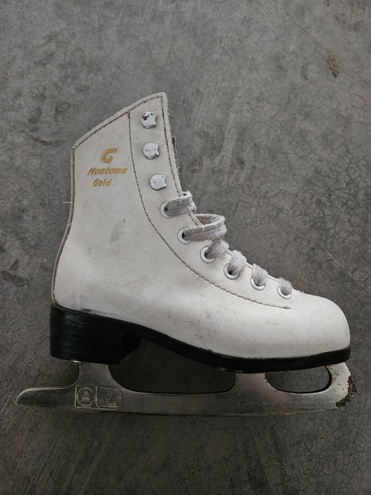 Продам детские коньки Graf.