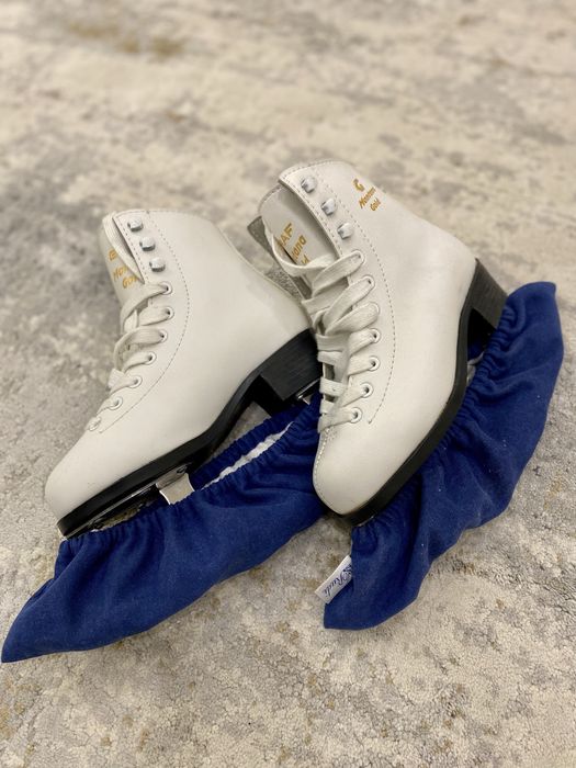 Коньки детские Graf Montana Gold