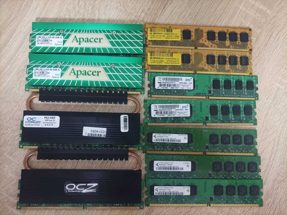 Продается DDR2 1 Гб