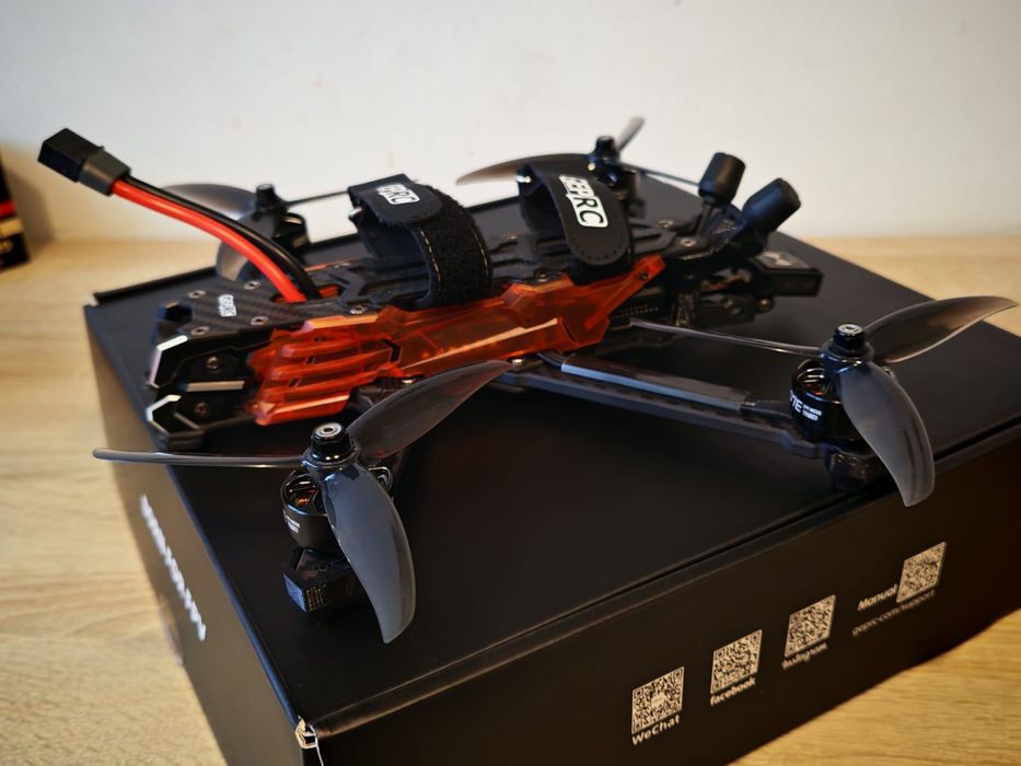 Drona GepRc VAPOR D5