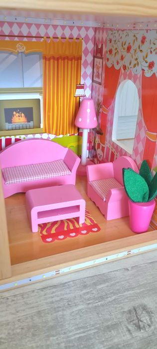 Casă de papuși din lemn cu led 90×60×30 cm