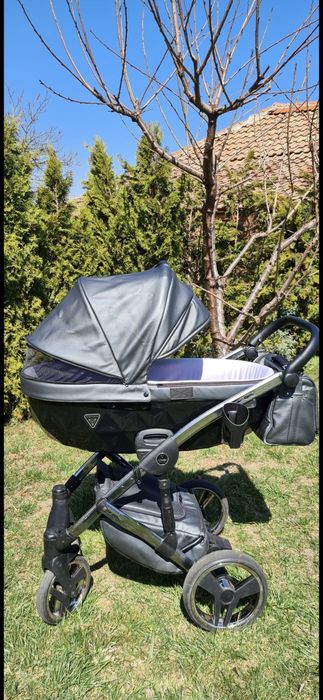 Бебешка количка Junama