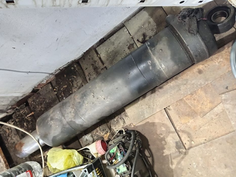 Гидроцилиндр подъема кузова маз 5516