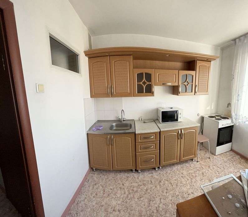 Сдам 1 комнатную квартиру на долгий срок 130000+ком услуга