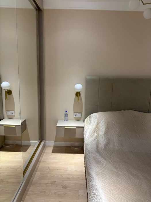 Продается 2 комнатная квартира ремонт ул.Генерал Петрова Паркентский