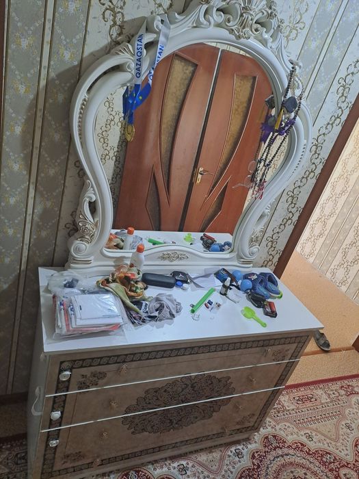 Шкаф сатылады срочно