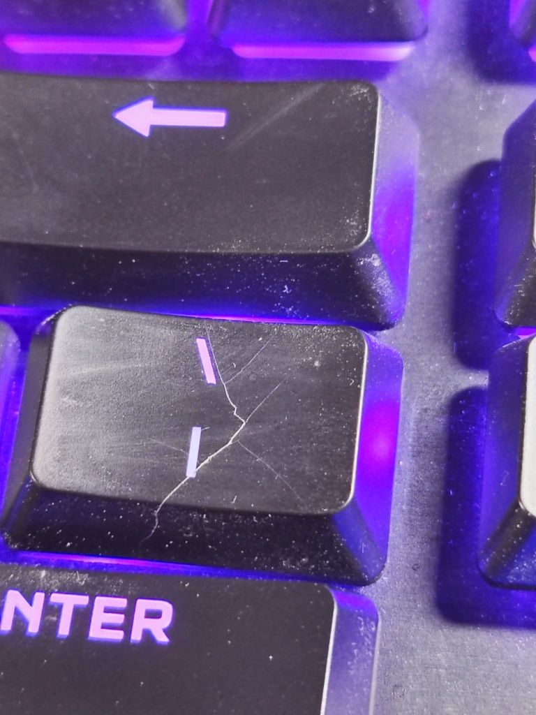 Vând Tastatura Corsair K60 Pro Low Profile