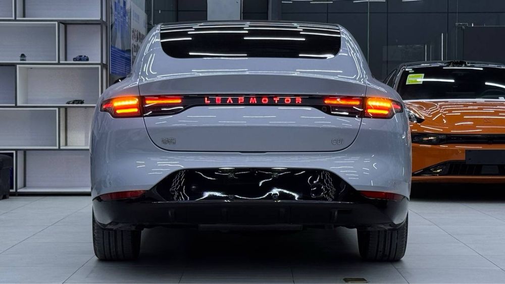 Leapmator C01 hybrid 316 km зап. Ход. SMART