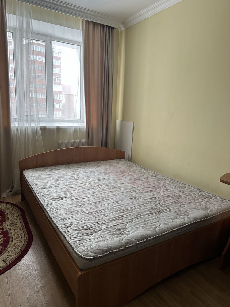 продается кровать