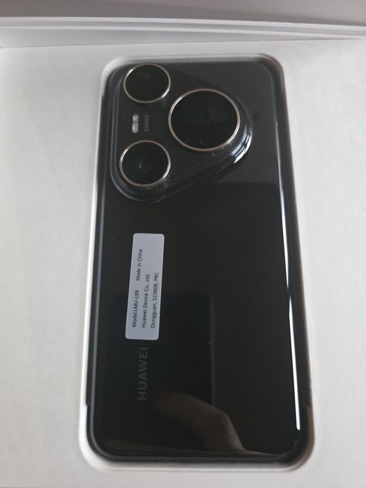HUAWEI Pura80 Ultr 3 години гаранция