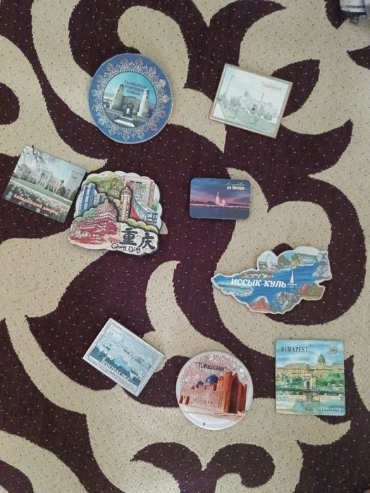 Магниты, памятники, холодильник