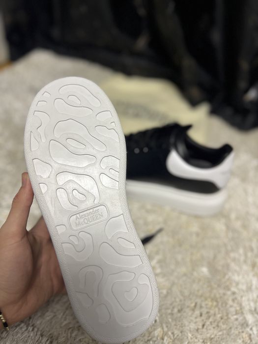 Adidas Alexander McQueen,noi cu eticheta