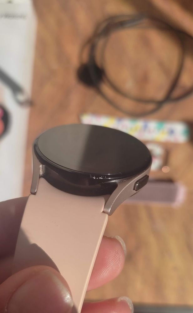 Часовник Samsung Galaxy watch 5 PINK GOLD 40mm Bluetooth