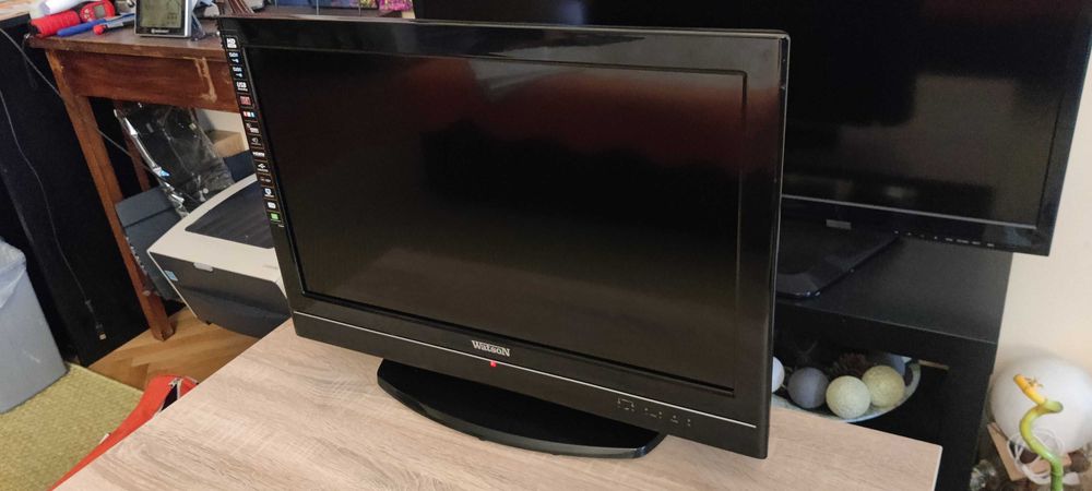 Televizor Watson 26 inchi (66 cm) IMPECABIL cu telecomanda