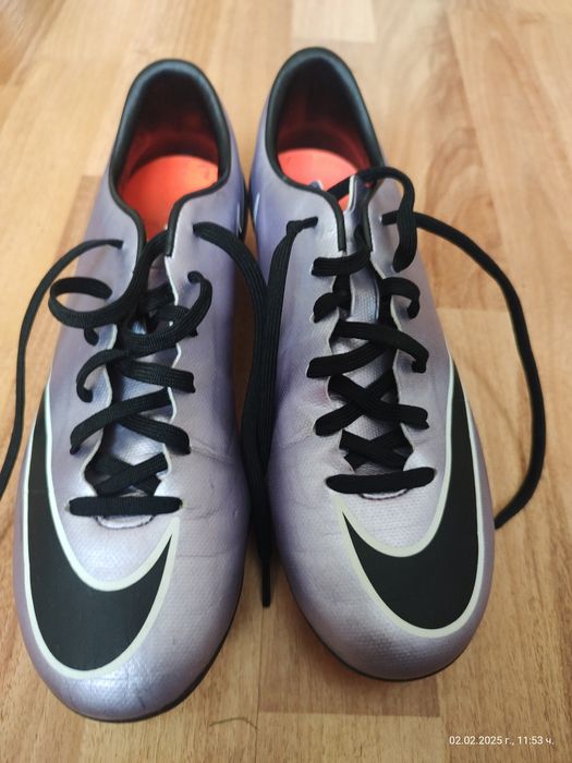 Бутонки за футбол  Nike mercurial кожени отлично състояние