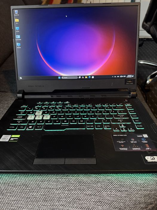 Asus Rog Strix 15, Intel i5 Nvidia GeForce Gtx 1650 Ti