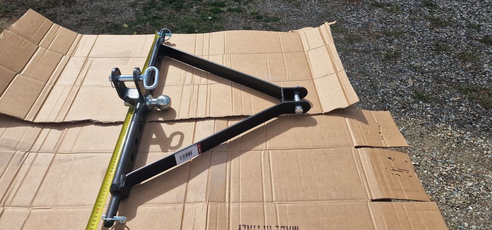 Bara remorca 3 puncte lungime 80 cm pret 650 lei se poate trimite prin