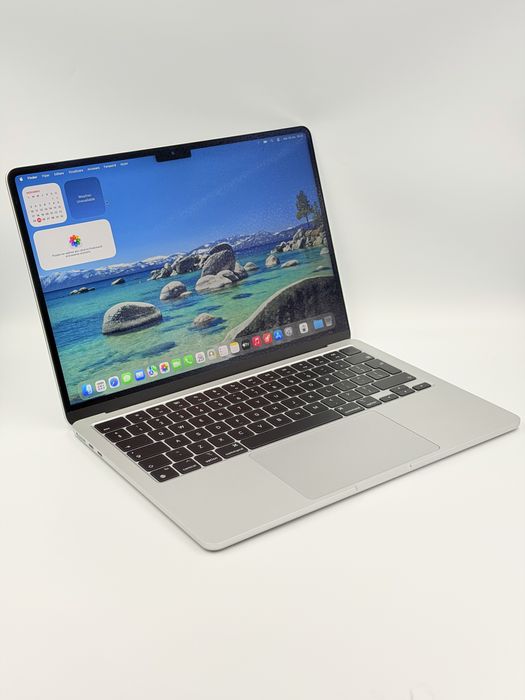 Laptop apple MacBook Air 13 m2 256gb ssd 8gb ram ca nou A2681