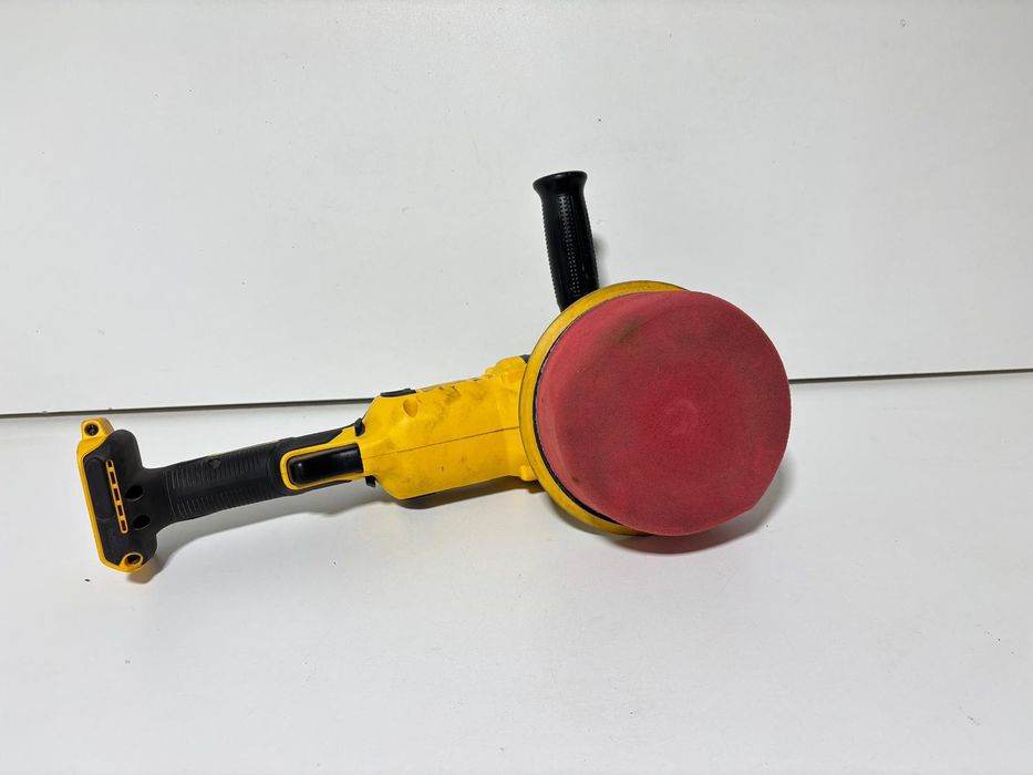 Masina de polisat șlefuit dewalt DCM849