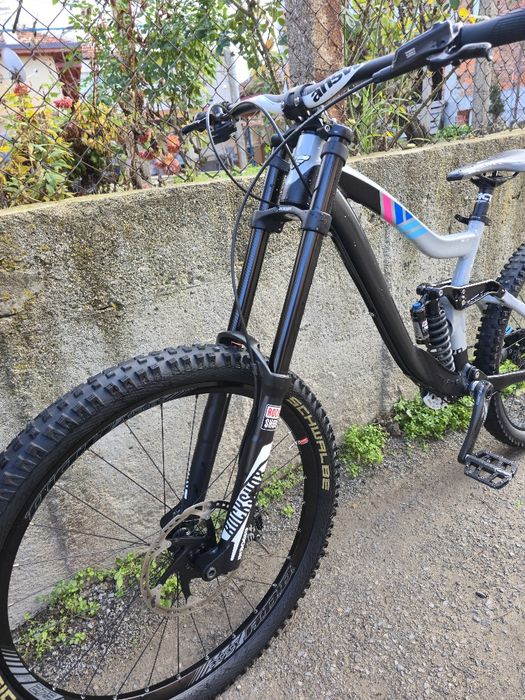 DH bike 27.5 Mullet Votec Перфектен, Rockshox Boxxer,  4-бутални Zee,