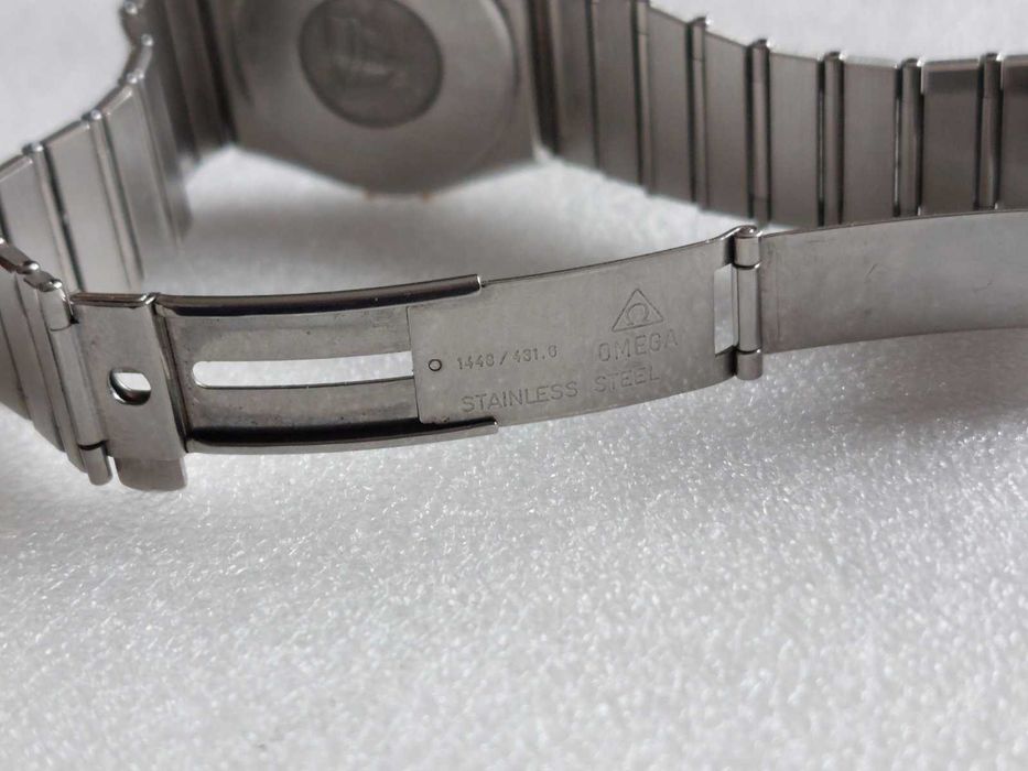 Omega Constellation-часовник Омега кварц- стомана и златна гривна 18к.