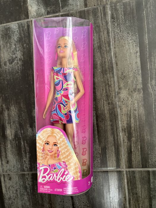 Кукла Barbie нова
