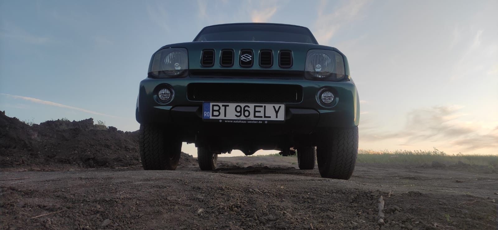 Vând Suzuki Jimny 4x4