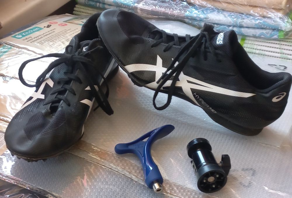 Шиповки фирменные для атлетики 38-39р.,пуанты для танцев 31р.в хор.сос