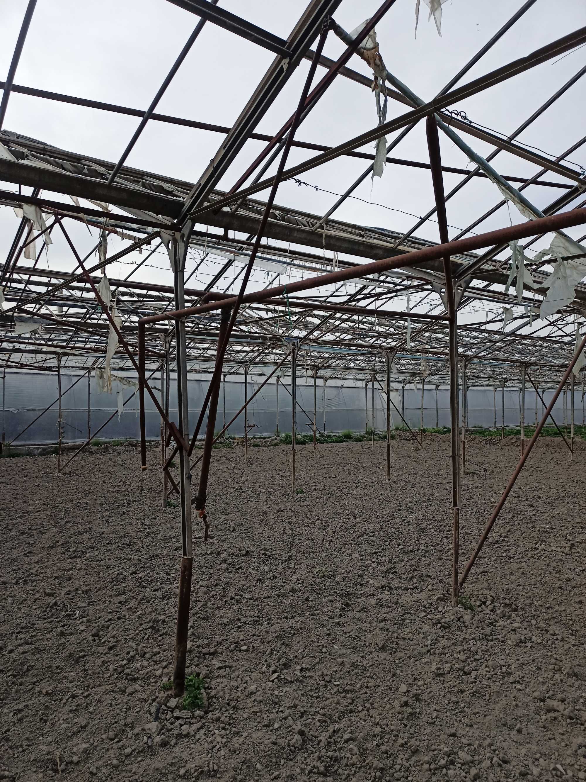 Продаётся каркас для теплицы/парника (заводская) в отличном состоянии