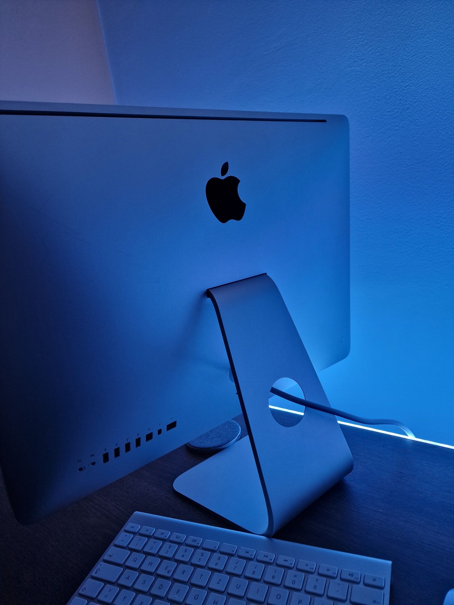 Imac 21.5 , Mid 2011