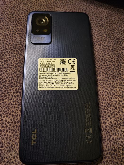 Смартфон TCL 408