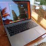Macbook pro 13 2017 touchbar